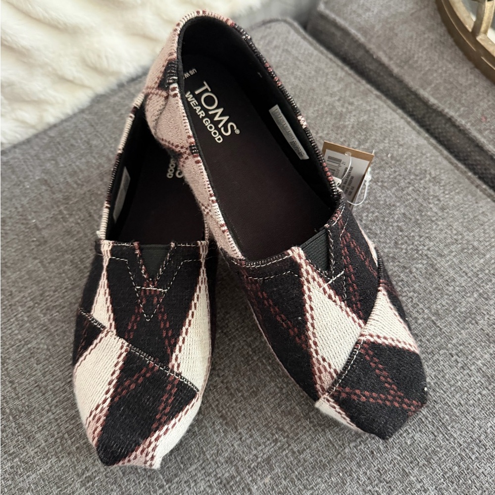 TOMS Black and Brown Argyle Knit Slip-Ons